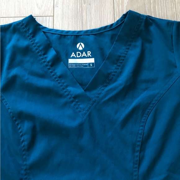 Adar Pro Scrub Short Sleeve Top Women’s Size S - Picture 4 of 9